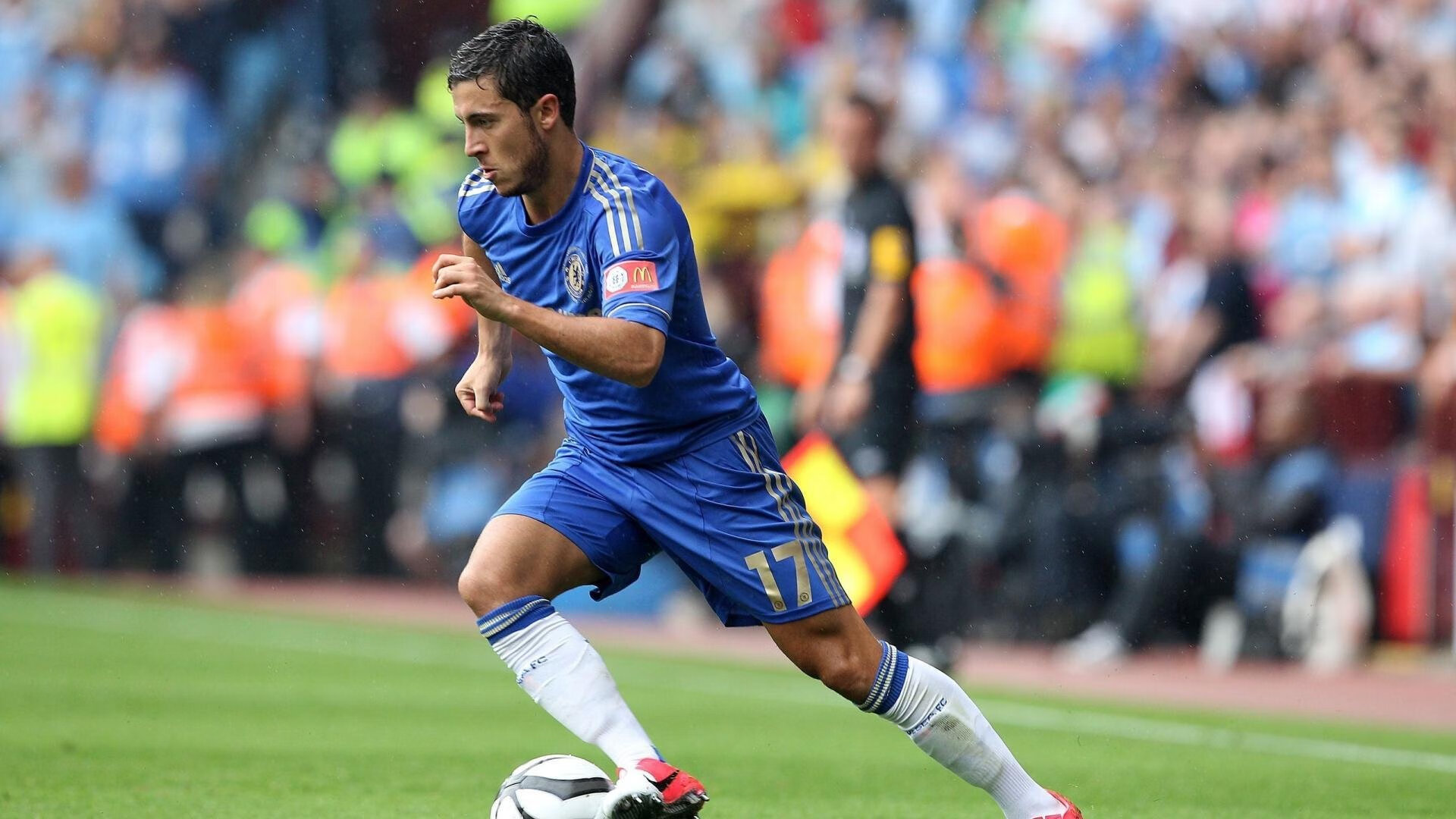 中国速度滑冰队再创佳绩 小将张明勇夺世界杯分站赛金牌